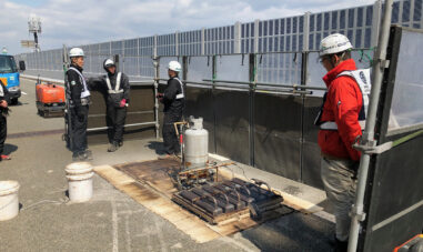 阪神高速技術　ロードヒータ技術を応用した既設舗装撤去工法を開発
