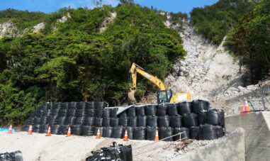 国土交通省北陸地方整備局能登復興事務所　輪島市曽々木地区の緊急復旧工事が佳境