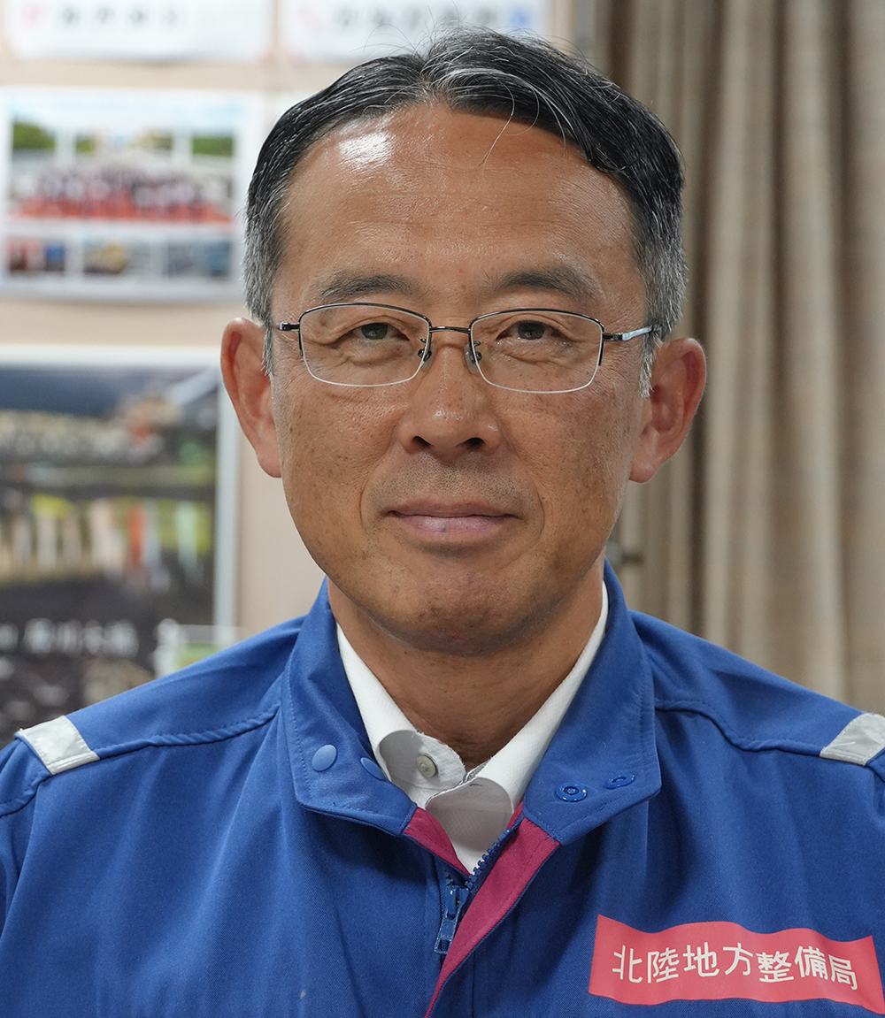 >五十川　泰史氏